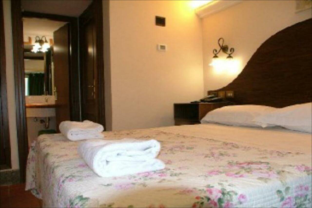 Hotel Okapi Rom Eksteriør billede